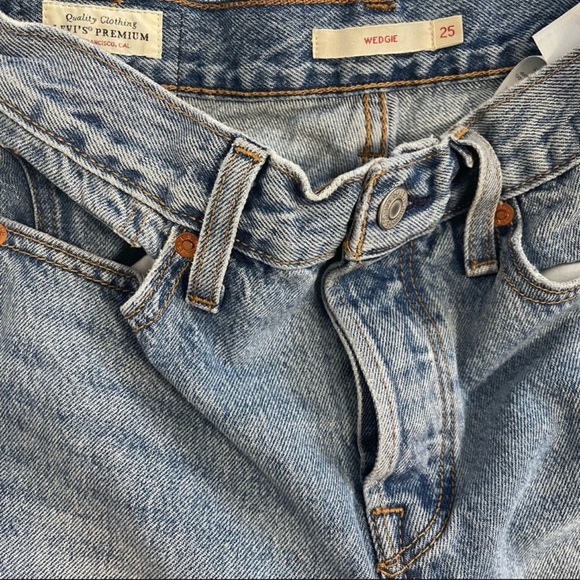 Levi’s Wedgie Fit Jeans 25 - Picture 4 of 5